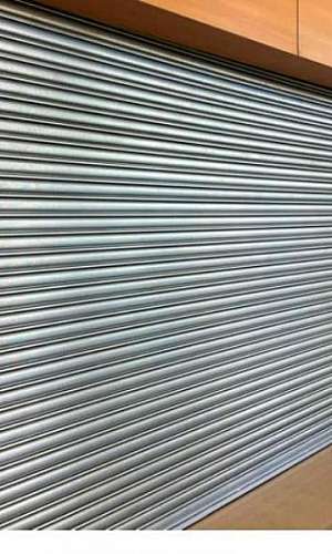 Fábrica de porta de aço Fábrica de porta de aço